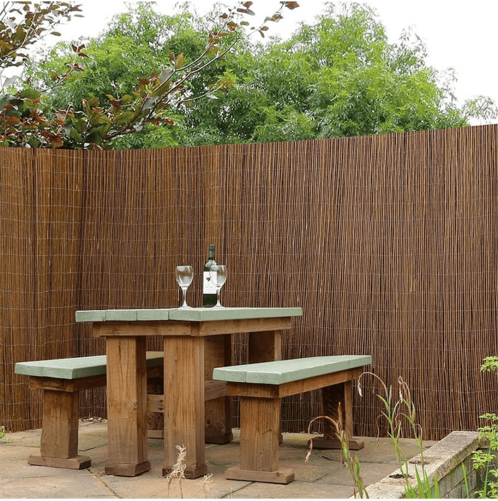 mesa valla construcción bambú